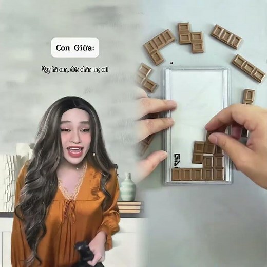 Thằng em út thật uy quyền