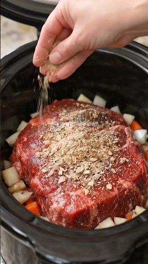 🥩🧅 Onion Gravy Pot Roast (5-Ingredient Slow Cooker Classic!)