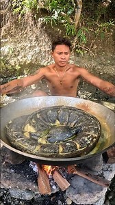 Fisherman's Favourite Dish Eating Newly Cook Giant Eel! 🐍🔥