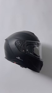 The Garibaldi G91X keeps things clean with sleek aerodynamics, solid ventilation, and a Pinlock® 70 lens to keep your visor fog-free. Built for the kind of ride that doesn’t mess around. #pinlock #antifog #garibygaribaldi #pleasedtoprotectyou #helmets #helmetlover | Pinlock