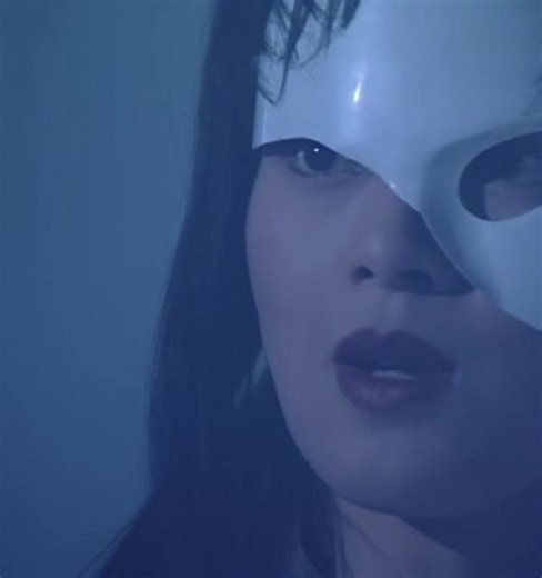 Video của Dương Tiêu (@phim_hong_kong) với bản nhạc âm thanh gốc - Dương Tiêu