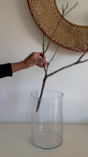 Make an Easter Egg Tree with me. A simple and timeless DIY that takes minutes to complete and you will have a festively decorated Easter tree with soft pastel colours to bring the Spring vibes in to your home. #eastereggtree #eastereggs #easterdecor #easterbunny