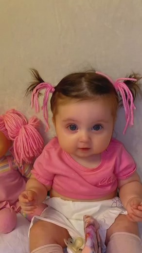 39K views · 1.7K reactions | So cute.❤️ #cute #socute #cutebaby #cutenesschallenge #cuteness #cutenessoverload #baby #babycute #babygirl #babylove #adorable #Sweet #sosweet #viral #video #reels #reelsfb #reelsvideo #reelsviral #reels2023 #pretty #Wow #smile | 홎홤홃홖シ | Facebook