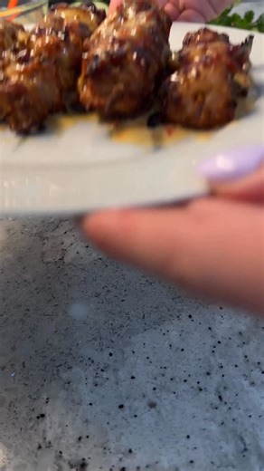 The first time I shared these Bang Bang Chicken Skewers was back in 2023, and since then so many of y’all have made them! They’re perfect for spring/summertime — we love them with a side of mac & cheese, on top of a salad, or built into a bowl. What You’ll Need: • 2 lbs chicken, cut into bite-size chunks (breast or thighs) • ½ tsp onion powder • ½ tsp garlic powder • ½ tsp black pepper • ½ tsp garlic salt • ½ tsp chili powder • Skewers Bang Bang Sauce • ½ cup Kewpie mayo • ⅓ cup sweet chili sauc