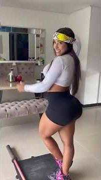 Hottest slim thick Latina