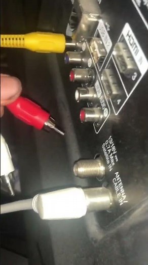 How to connect vcr to flatscreen tv tutorial!