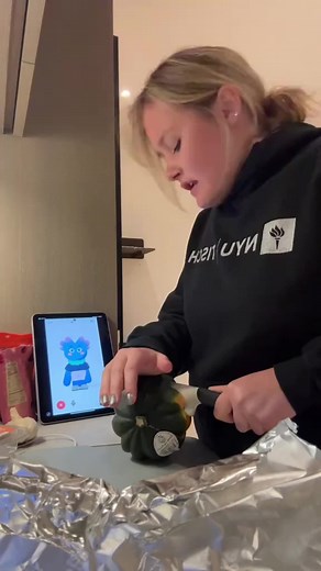 Chat with Your Very Own Alien Friend