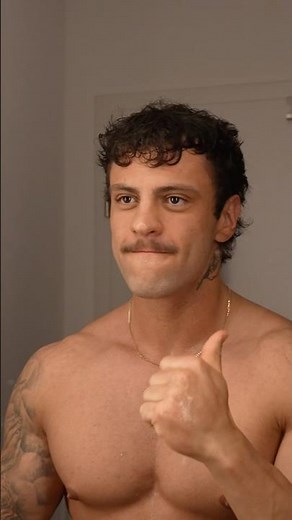 Shaving as a 22yo Bodybuilder