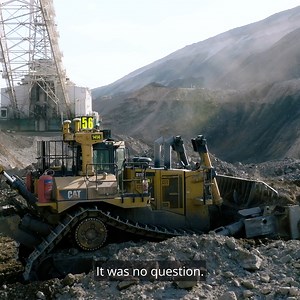 By investing in a new fleet of Cat D10 & D11 Dozers, the team at Batchfire Resources has boosted productivity, reliability, and fuel efficiency at Callide Mine. The new dozers have Cat Terrain enabled using high-precision guidance technologies, and material tracking to help the machines work according to plan. Read more: https://hastingsdeering.info/3i8bi7e #hastingsdeering #batchfireresources #catdozer Caterpillar Global Mining | Hastings Deering