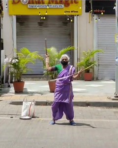 ఈ వయసులో కూడా ఆ ముసలావిడ తన కలను నమ్ముకుంటుంది 🙏 🤺 Never give up on your talent! ⚔️ #WarriorWoman #MartialArts #OldWoman #FridayMotivation #FitnessFriday #ZeeTelugu | Zee Telugu