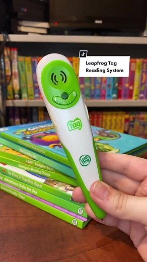 This thing is so cool 🤩🐸 #tagreadingsystem #tag #leapfrog #leapfrogtag #disney #littlemermaid #toystory #disney #pixiehollow #tinkerbell