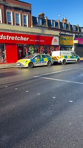 🚨Staff were threatened during a robbery at Coral Bookmakers on Wealdstone High Street on Tuesday morning. A suspect smashed a glass screen, took a small amount of cash and ran off towards Locket Road. Forensics were spotted at the scene shortly after. Full details on our website. | Harrow Online