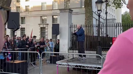 🚨It’s about time someone said it.Josh Howie drops a raw truth bomb on stage: “I don’t want to call out Islam because I don’t want to be murdered. I’m scared… but if we don’t call it out, we’re going to be fucking murdered anyway!”A comedian finally saying what so many Brits are thinking but too scared to voice.