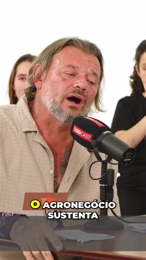 Biólogo vs 25 Veganos: Debate Sobre Alimentação