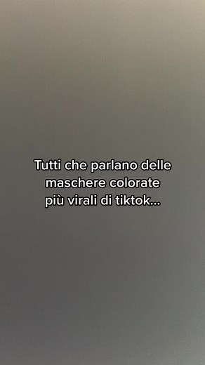 Chi le prova non ne può fare a meno 🙃 #hairtok #consiglicapelli #capellilucidi #colormask #mascheracolorata #colormasks #trend #trending #haircolor