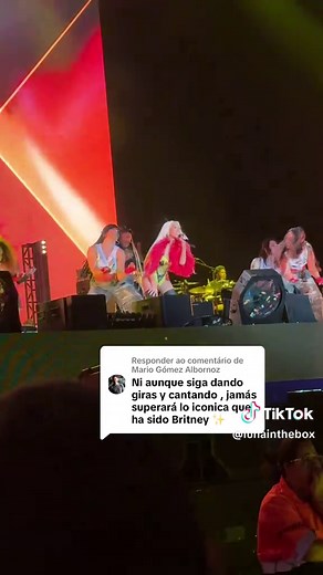 Respondendo a @Mario Gómez Albornoz 🪭 🪭 christina queen! #fyp #xtina #thevoice #latinamerica #xtinaaguilera #christina #aguilera #latino #latinos #latina #fighter #performance #live #vocals #burlesque