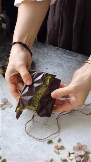 Making the Viral Dubai Pistachio Chocolate at Home! 🍫💚 #satisfying #diy #shorts