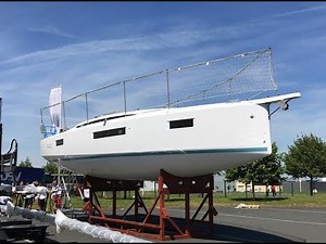 2019 Jeanneau Sun Odyssey 410 Performance Exclusive Walk Through By: Ian Van Tuyl