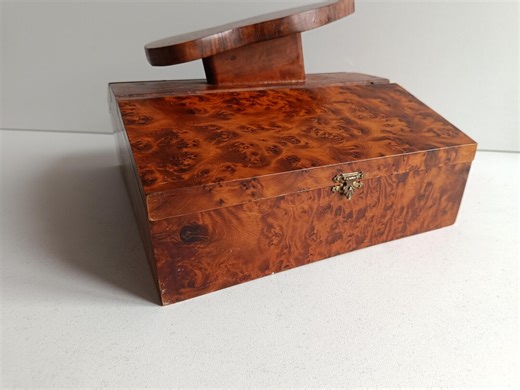 French Vintage Burl/burl Wood Shoe Cleaning Box With a Hinged Lid. - Etsy