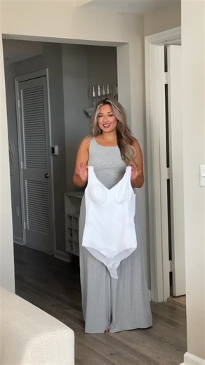 Honeylove | How many ways can you style the LiftWear Tank Bodysuit? @bynicolemaddie puts our bodysuit to the test 😉 | Instagram