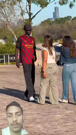 A Black Man Hug Prank 👻😆 🇦🇺🇮🇱🇮🇸🇮🇴🇬🇧🇰🇷🇺🇲🇬🇸🇳🇿🇨🇦🇧🇷🇯🇵🇫🇮🇦🇷🇩🇬🇩🇯🇧🇶🇭🇲🇨🇳🇧🇹🇱🇷🇨🇰🇰🇮🇬🇪🇧🇧🇦🇱🇩🇰🇨🇺🇺🇸🇯🇲🇦🇬🇨🇽🇧🇿🇪🇦🇬🇹🇪🇪🇦🇩