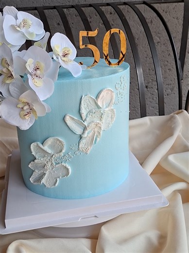 Lianda's Home Bakery: Order Delicious Cakes