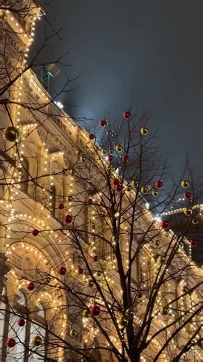 SNOWY MOSCOW NIGHTS ❄️ KREMLIN LIGHTS & WINTER CITY VIBES #moscow