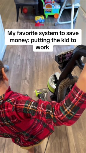 He actually begs to clean the floor everyday and won’t argue with him over that. 🧹 Trying an testing the new tik tok feature autocut. Pretty cool 🫣 #dadlife #parenting #savingmoney #incomestreams #workfromhome