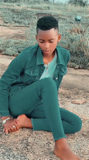 NUSURAH the Lingerie Vendor (@nusurah.queen)’s videos with original sound - 𝑩𝑾 𝑳𝒀𝑹𝑰𝑪𝑺