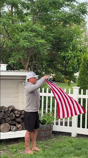 5 Ways to Respect the American Flag | Elizabeth Ross