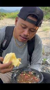 It's delicious to make pineapple fruit salad by the river #KOOKIKO