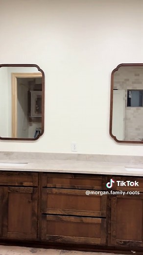 Creating a Stunning Master Bathroom Vanity