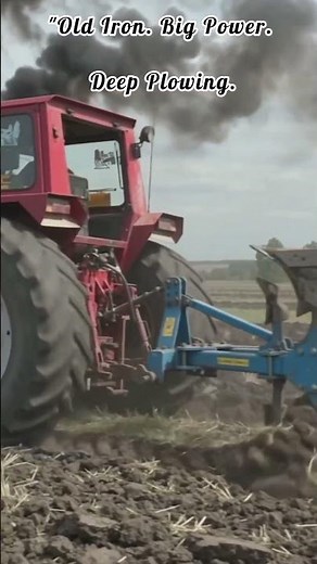 Old School Tractor Pulling Hard! 🔥 Massive Black Smoke & Perfect Plowing 🚜💨 #tractorpull #farm