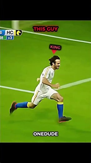 Normal KNEE SLIDE vs THE KING OF KNEE SLIDE...