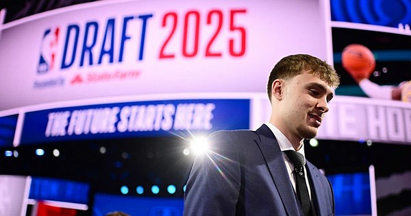 Dallas Maverick fans reaction to Cooper Flagg being selected No. 1 in 2025 NBA Draft