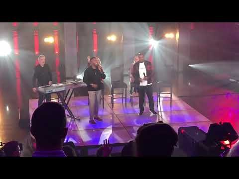 Jonathan Nelson and Jason Nelson Singing Right Now Praise