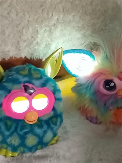 Furby Rap🤣Furby Boom likes it💃. Dancepartyyyy🕺#furby #fyp #music