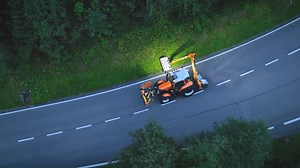 Entdecke unserer Lindner Fahrzeuge im kommunalen Einsatz in der Landschaftspflege 🌱🌱 | Lindner