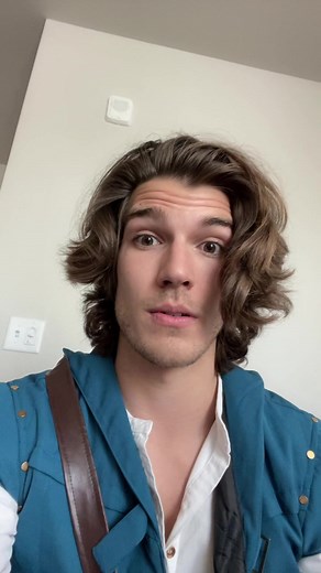 Got caught slipping 😅 #flynnridertiktok #flynnrider #rapunzel