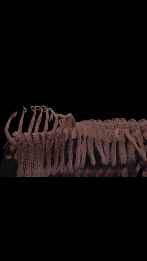 BB/ANG3L de Tinashe: Una Revisión