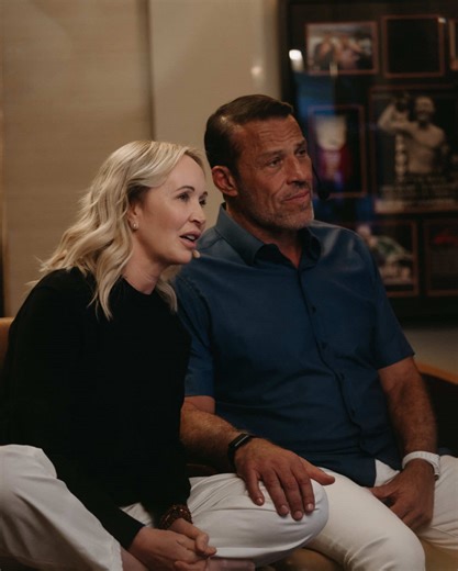 We meet our parents where they're at, not where we wish they were. Life is precious - it can be taken from us in an instant. It’s a sacred gift to walk our elders home in dignity, friendship, and love. Tonight was guided, moving, and powerful. Day 3 of the Time to Rise Summit is tomorrow and I look forward to seeing you all there. @Tony Robbins #family #relationships #fyp #motivation