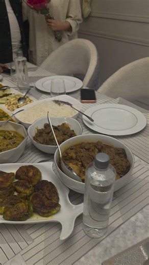 প্রিয় ছাত্রী তমা মির্জার ( Tama Mirza) নতুন বাসায় নিমন্ত্রণে আমার জন্য কি কি আয়োজন হলো, 👌👌