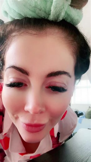 Stylish Pajama Outfits for a Cozy Night In