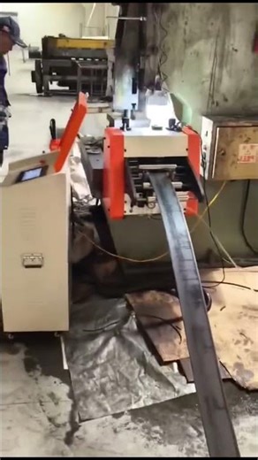 Small Metal Piece Punching Machine Process #MetalPunching #HydraulicPress #FactoryWork