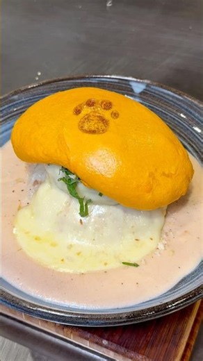 鉄板で作るふわとろハンバーグオムライス