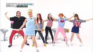 1M views · 36K reactions | #REDVELVET + #HEECHUL + Random Dance = The best thing you'll see this week  | ZAPZEE | Facebook