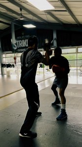 El legendario boxeador nicaragüense Roman "Chocolatito" Gonzalez continúa su preparación de cara a su regreso al cuadrilátero el 12 de septiembre ante Héctor Robles. #Boxeo #Nicaragua #Chocolatito 🍫 | 8 Deportivo