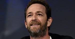 Celebrities React To Luke Perry's Death With Loving Tributes