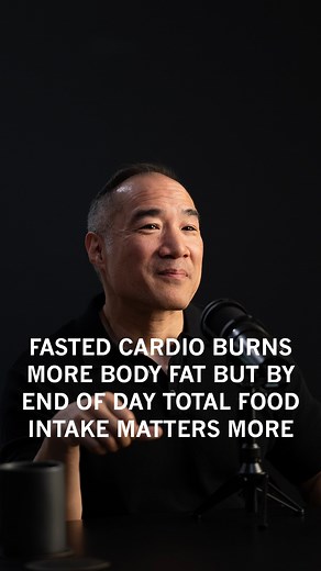 Andrew Huberman, Ph.D. on Instagram: "TRAINING FASTED BURNS MORE BODY FAT BUT THERE IS A CAVEAT: WHAT IS YOUR TOTAL CALORIC INTAKE THAT DAY? - Alan Aragon, renowned expert in nutrition and fitness is my guest on the Huberman lab podcast out this week. We dive into it all. Differences in nutrition and fitness for fat loss and muscle gain for women versus men, the myth of 30 g of protein being the most you can absorb at one time, we also discussed collagen, low-calorie sweeteners, and much more. -