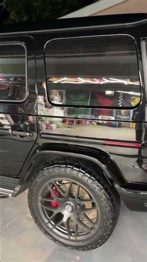 Car- New G Wagon ⛴️Service- 7-year ceramic coating 🪴slick, shiny, uv protected, nonstick gloss!